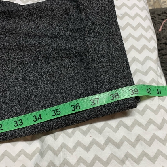 Lou & Grey dark heathered grey leggings - Picture 5 of 5